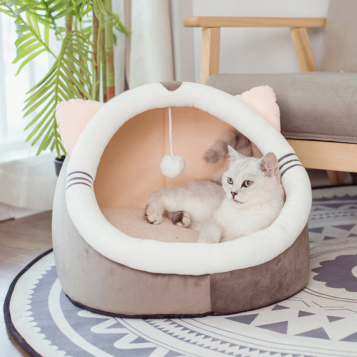 Cozy Winter Cat House